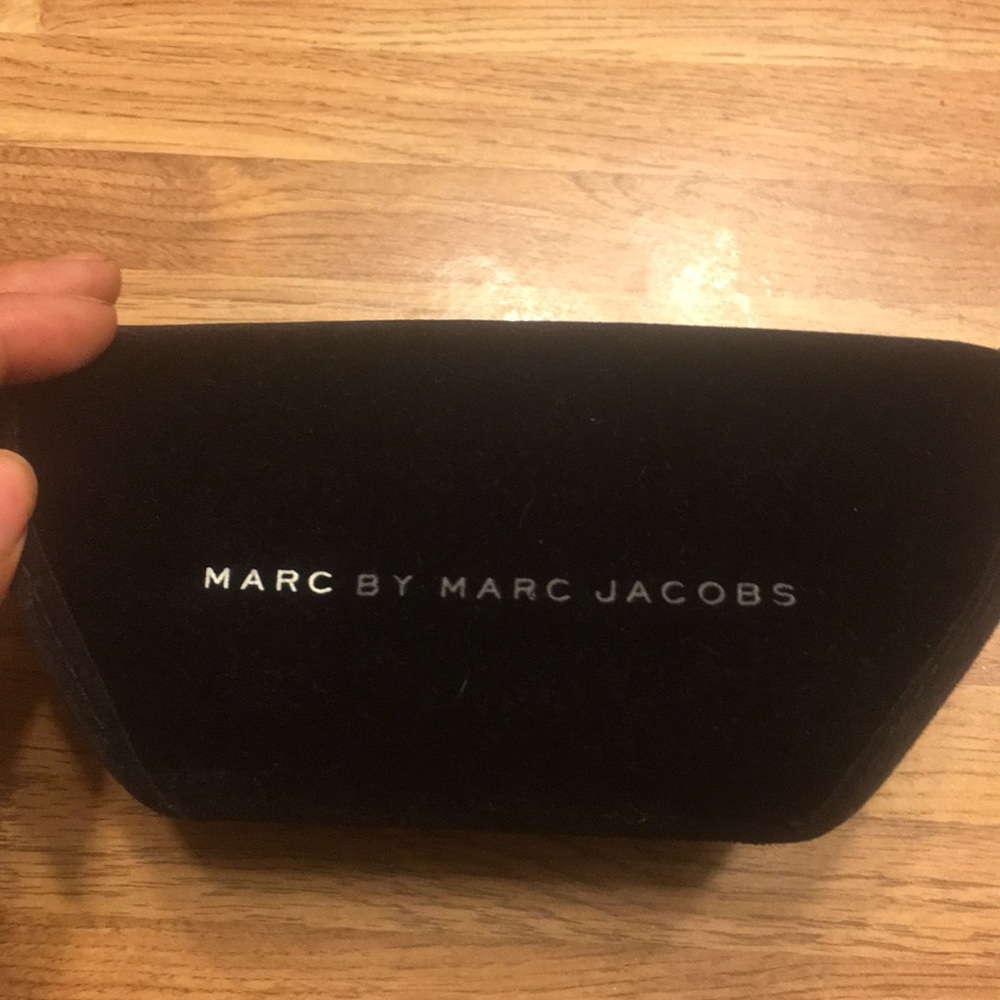 Gently Used Marc by Marc Jacobs Women’s sunglasses